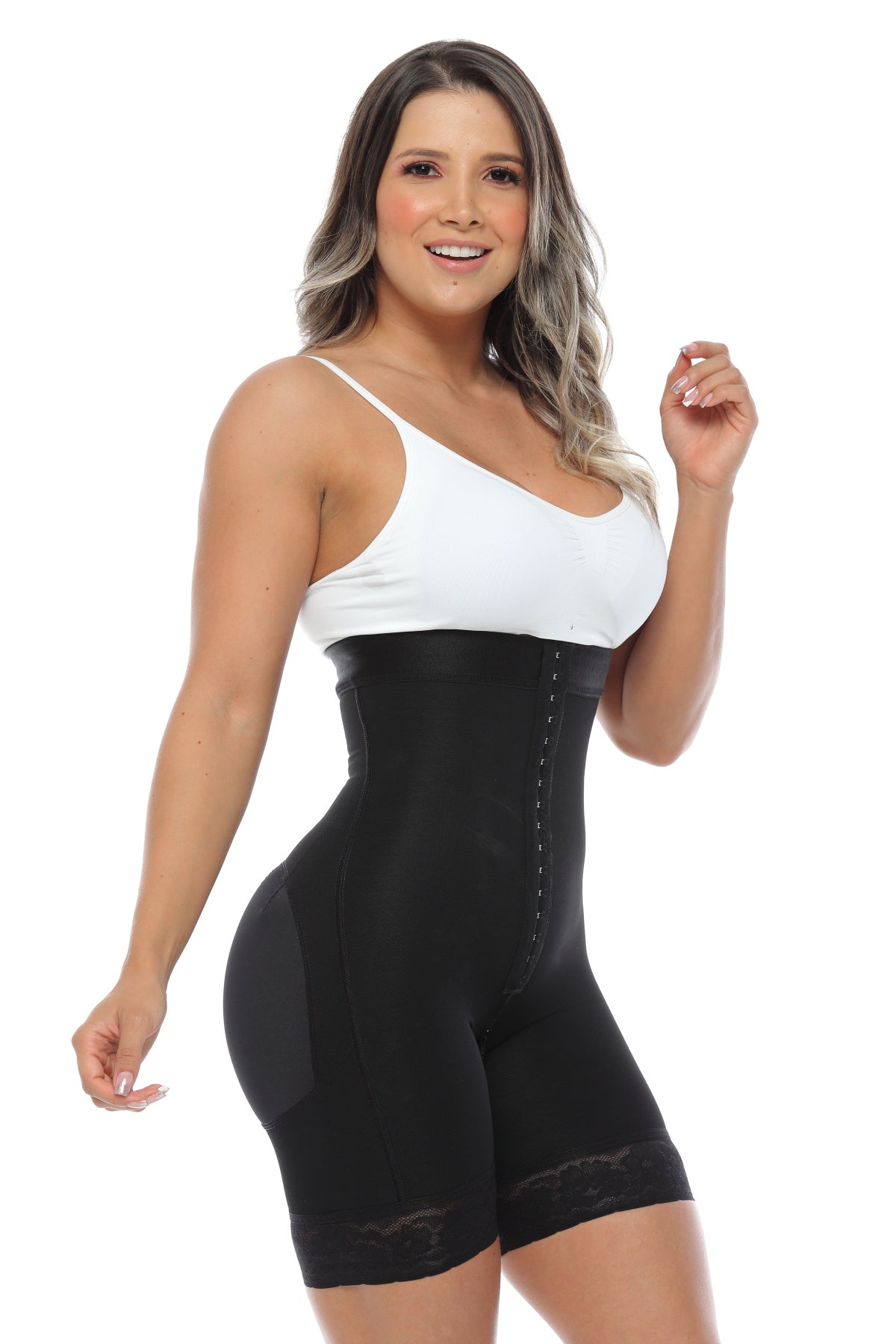 Short Talle Alto Negro – Control de Abdomen y Levanta Cola