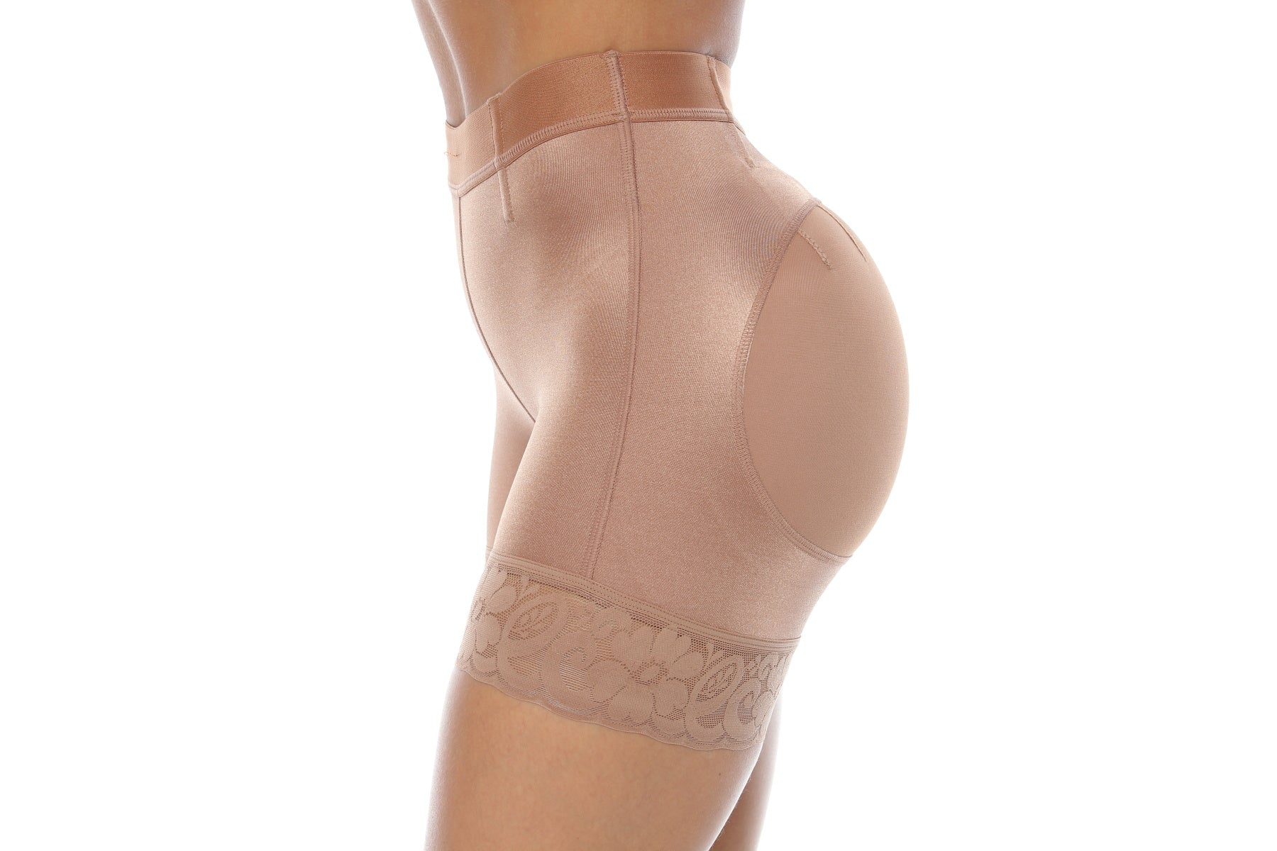 Short levanta cola Mi Care color moka con control de abdomen y encaje antideslizante.